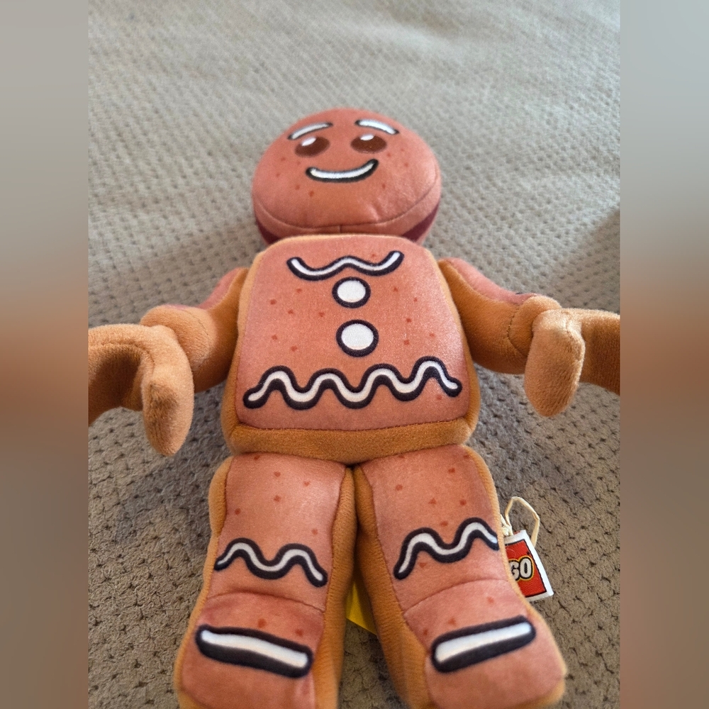 New Gingerbread Lego 9" Plush Collection 2025 172560LL Christmas 2025 Soft Toy - Picture 11 of 16